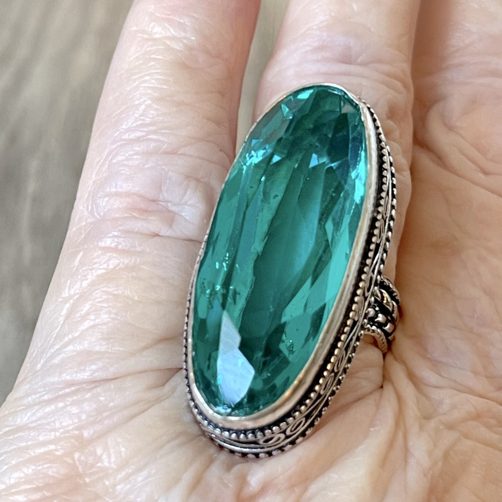 Apatite Gemstone Antique Design Ring - Picture 3 of 5